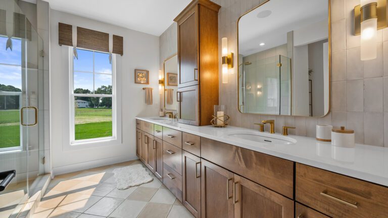 The Oaklyn Bathroom