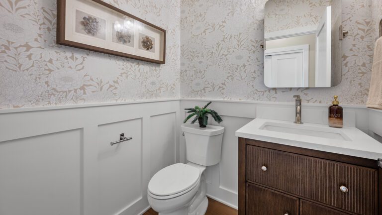 The Oaklyn Bathroom