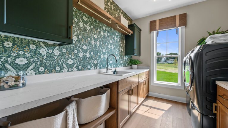The Oaklyn Laundry Room